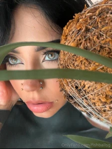 If my eyes are the window to my soul would you break the window or