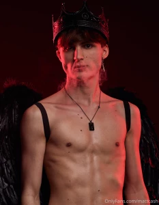 Part 1 of the dark angel pics