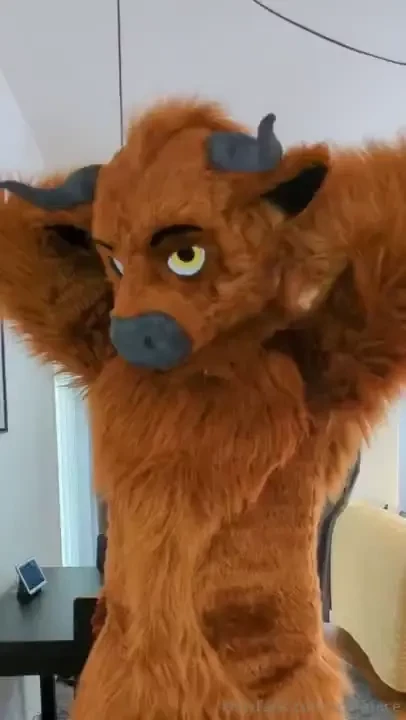 Wanna feel what i feel wanna get inside beefy head here is your chance 