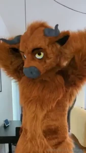 Wanna feel what i feel wanna get inside beefy head here is your chance