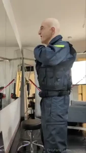 When it comes to realizm it s important to properly glue the mask down