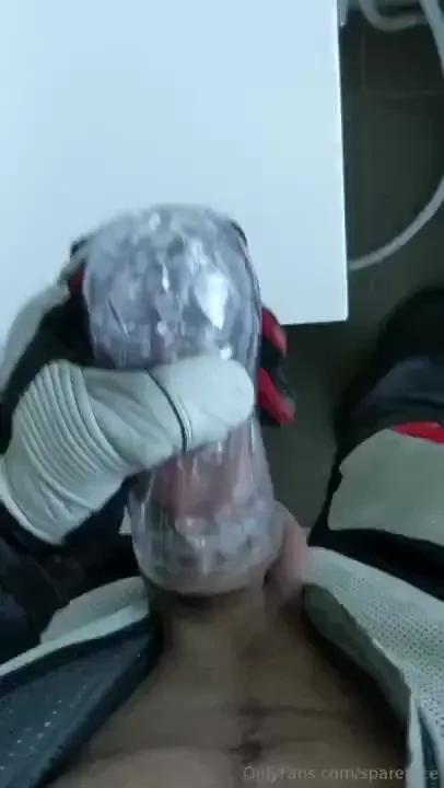 No masks just me and my cock fycking horny to be wearing leathers 