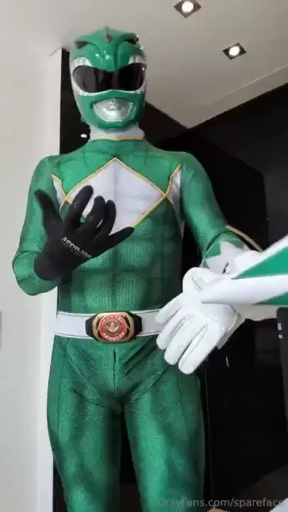 The neoprene layer made me so fucking sweaty it felt so fucking 