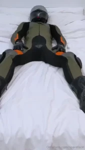 Got really horny in my puma racing leathers after a long and sweaty