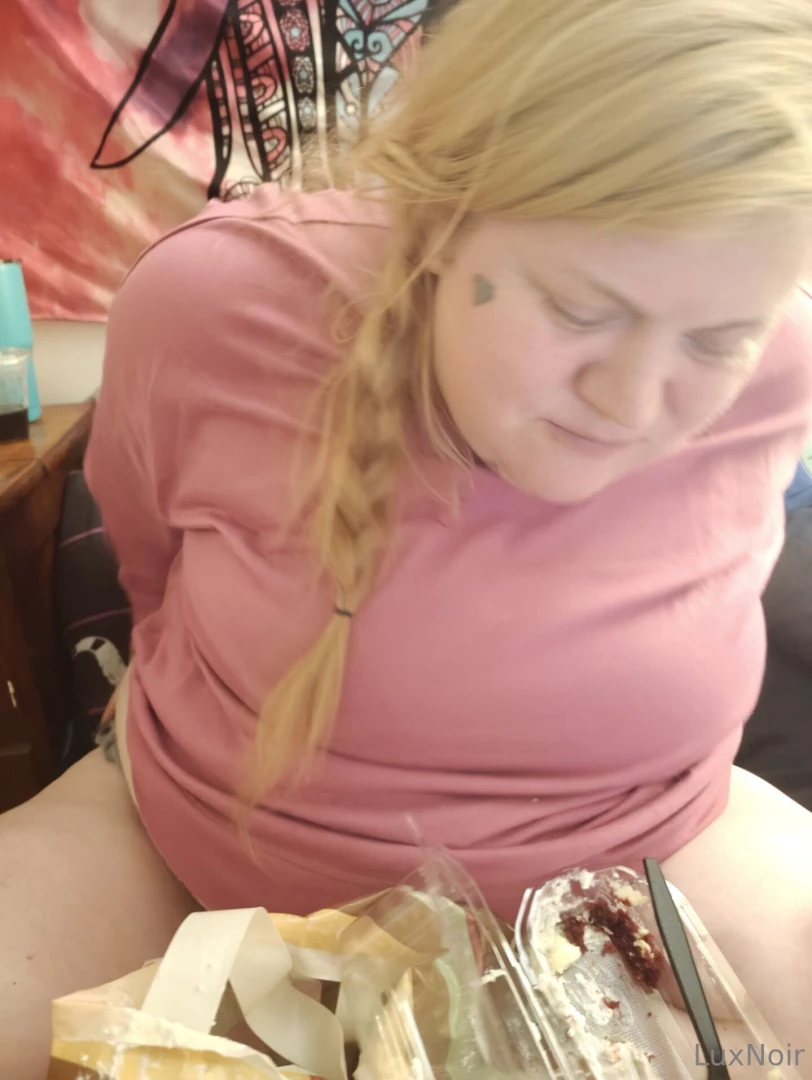 Some pics after eating too much today i was miserable omg part 4 