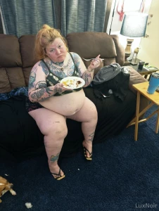 Some stills from yesterday big stuffing clips coming up part 2