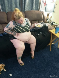 Some stills from yesterday big stuffing clips coming up