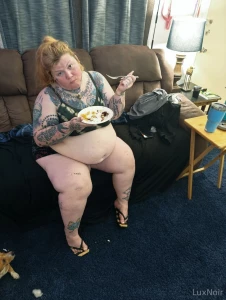 Some stills from yesterday big stuffing clips coming up part 5