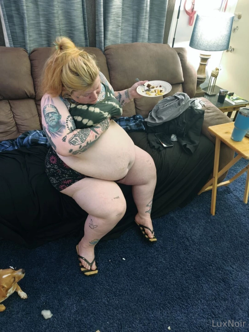 Some stills from yesterday big stuffing clips coming up part 4 