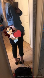 Happy tuesday everyone go support your girl i just sent out a dm i