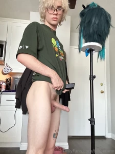Your cosplay bf distracting you with his cock while he s styling his part 3