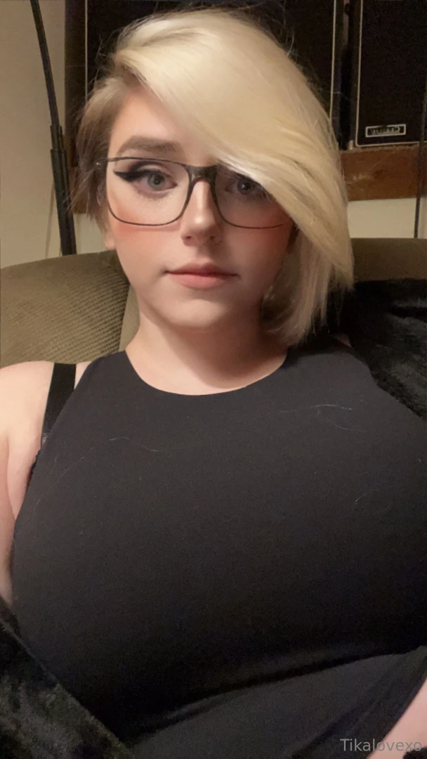 Tomorrow i m filming a very special christmas set for you keep an eye 