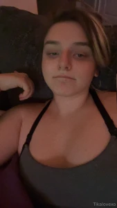 Check your dm if you like tittie pics