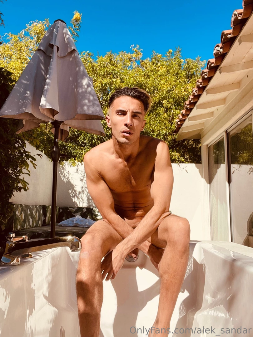 Instagram never allowed me to post these pictures because you can see part 1 