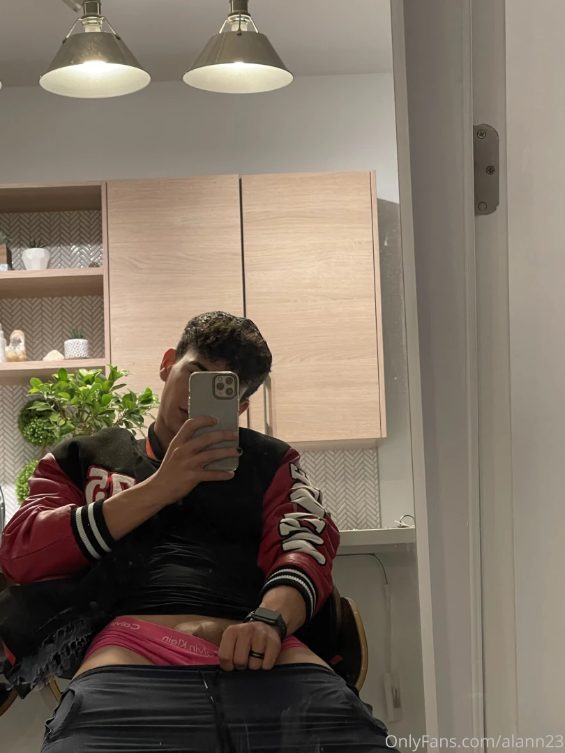 Papi is waiting for you 