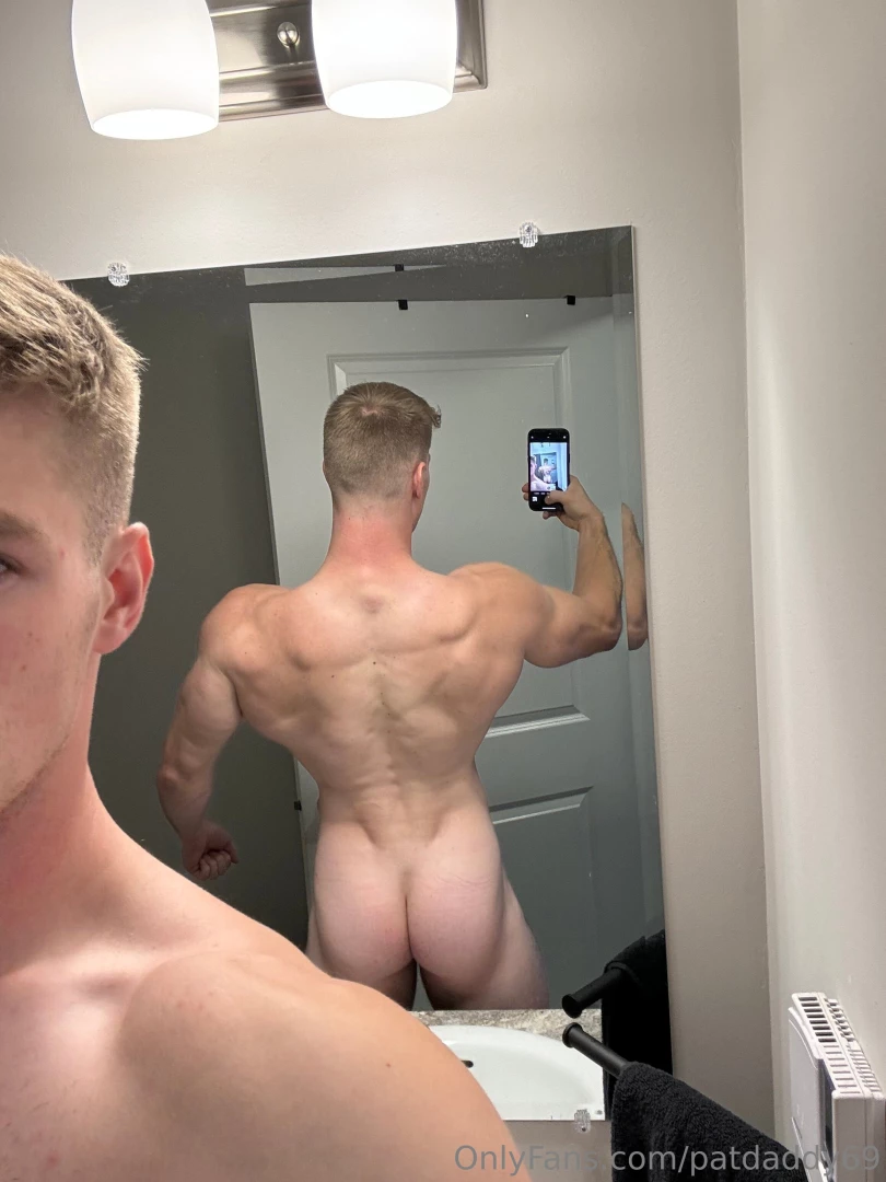 My back is looking huge part 1 