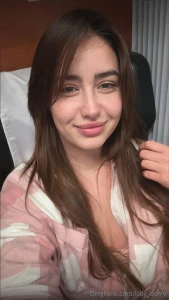 Alexxxa_venus she loves vulgarity and everything related to sex she is part 4