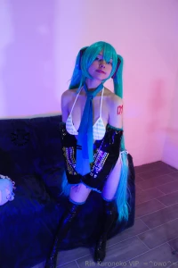 Mis preciosos kuronekos queria consultar algo con ustedes owo a veces