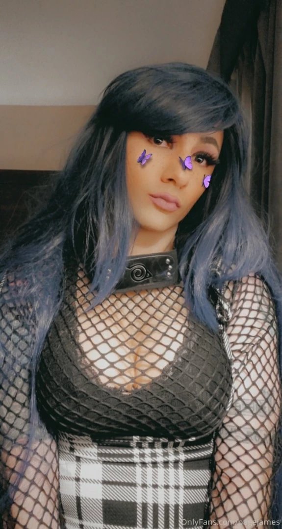 Last weeb pics for now part 1 