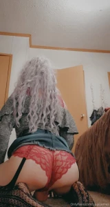 Less skirt more butt and of course i m on my kness cuz that s my