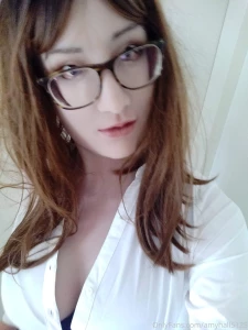 I love this outfit maybe need to button up better next time part 1