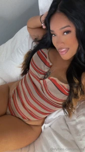 I m always so bored post holidays come slide in my dm amp keep me