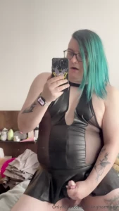 Masturbating and cum finish enjoy me part 1