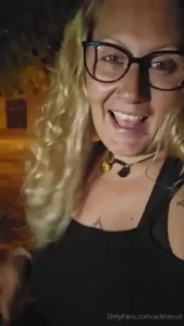 Siempre que nos da x hacer algo en la calle nos pasa algo jajajajaj el