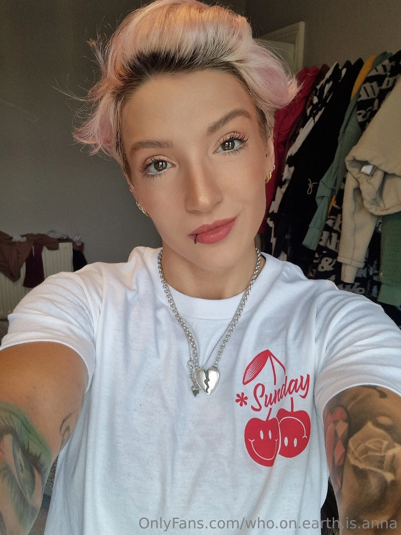 Ya gal is in need of a haircut getting kinda wild 