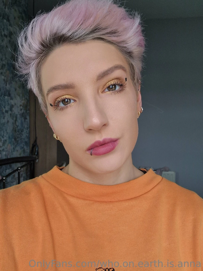 This is your reminder to treat your mother this weekend quickly it s 