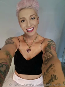 Ya gal was out on the town last night for the grand total of 1 hour i