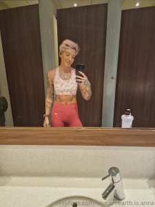 You lot getting sick of the same back drop yet