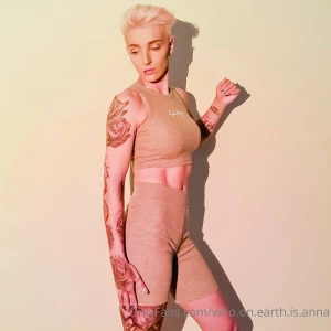 I think we should all live in gym wear don t you