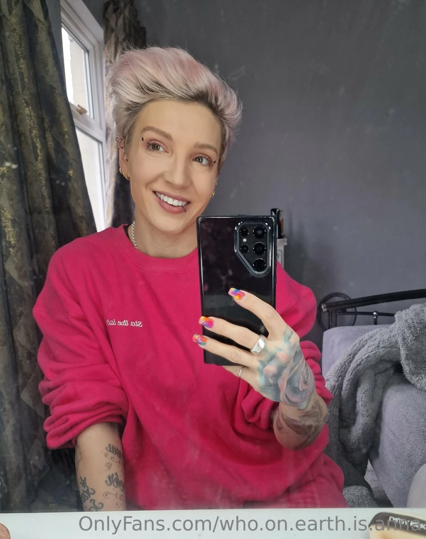 You d think i never cleaned this mirror 