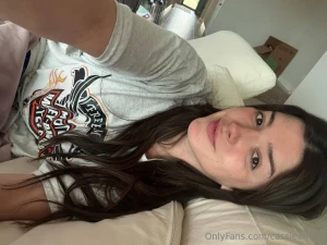 Lazy days call for sultry vibes care to indulge with me