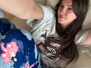 Are you home yet i have something for you in my dms wanna guess what