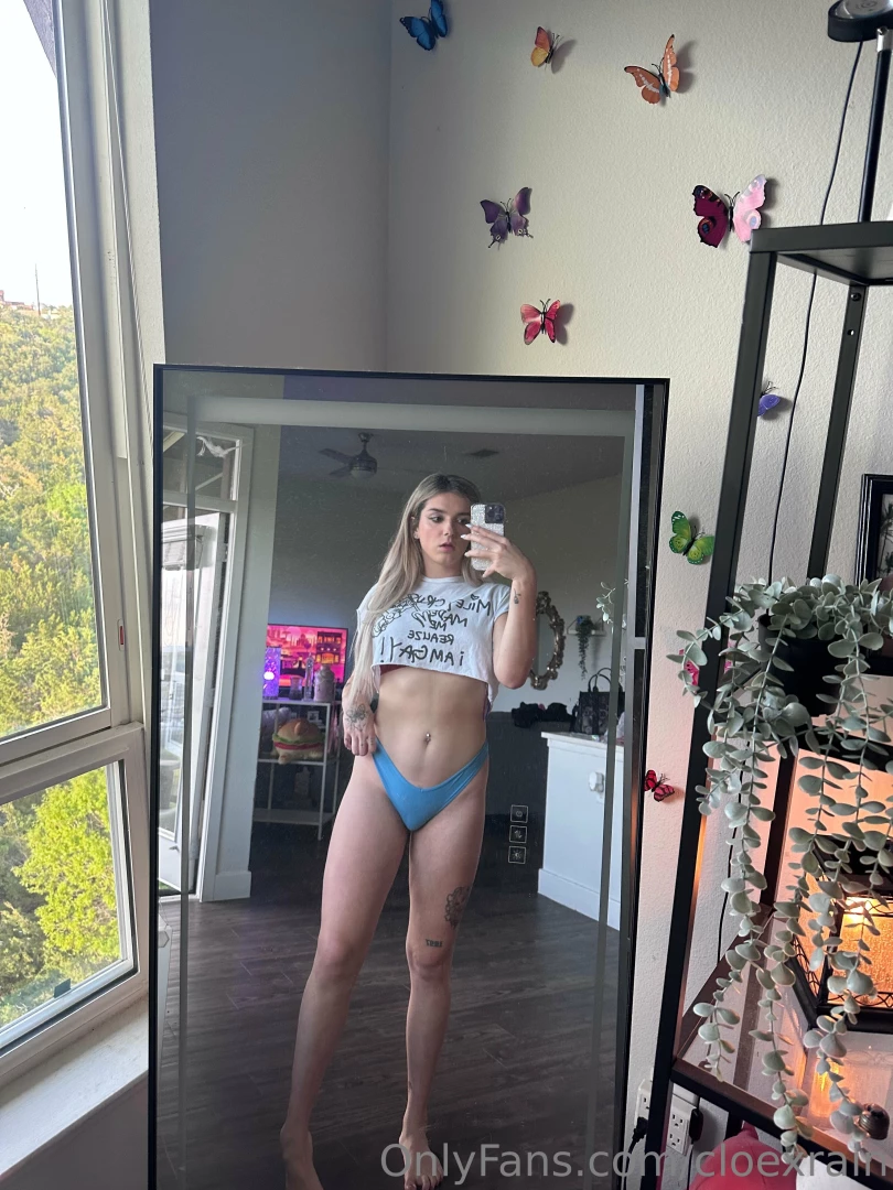 Guess what i m up to rn babe bet you can t dm me your guess and let s 