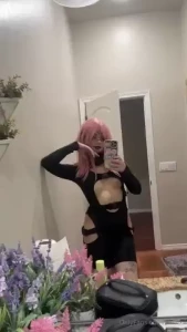Looking pretty damn cool