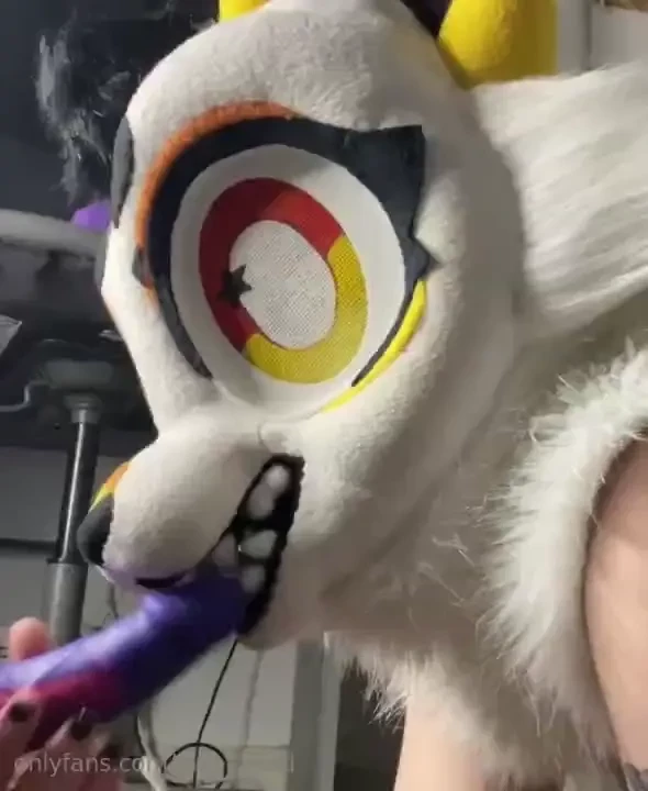 Dildo blowjob i just get soooo lonely when youre away i cant help 