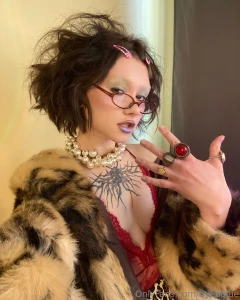 Today s look if barbie hooked up with the joker