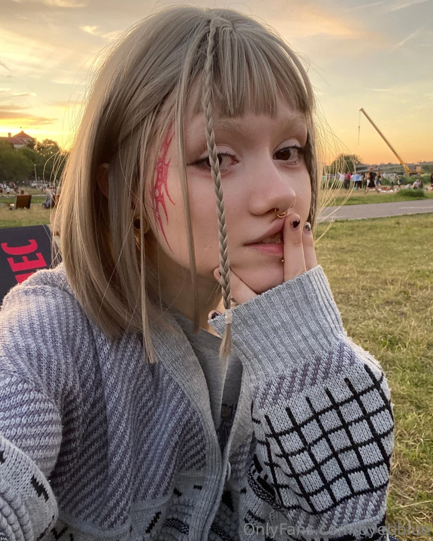 Just a pretty girl on a bench 