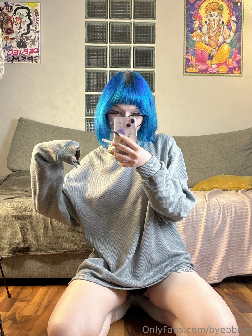 I love big things so much it s very comfortable and cozy to walk 