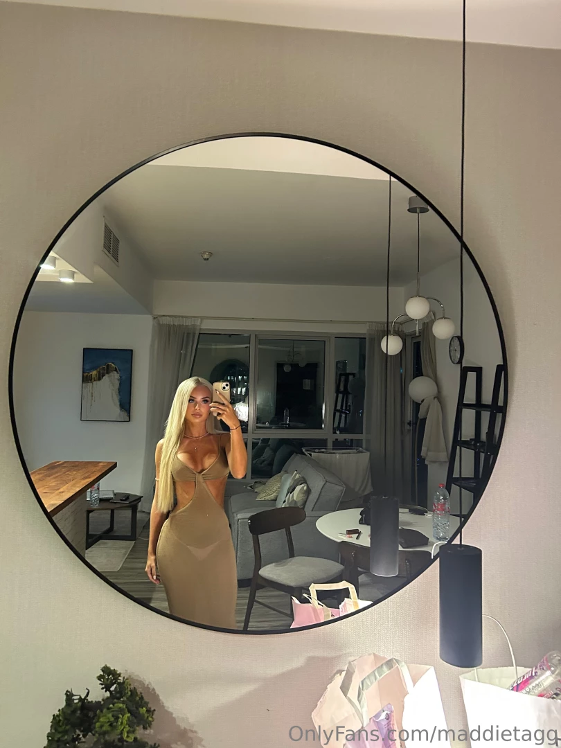 Dress hugging this body perf 