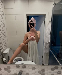 Subscriptions free only now emmablondangel do you want me to fulfil part 120