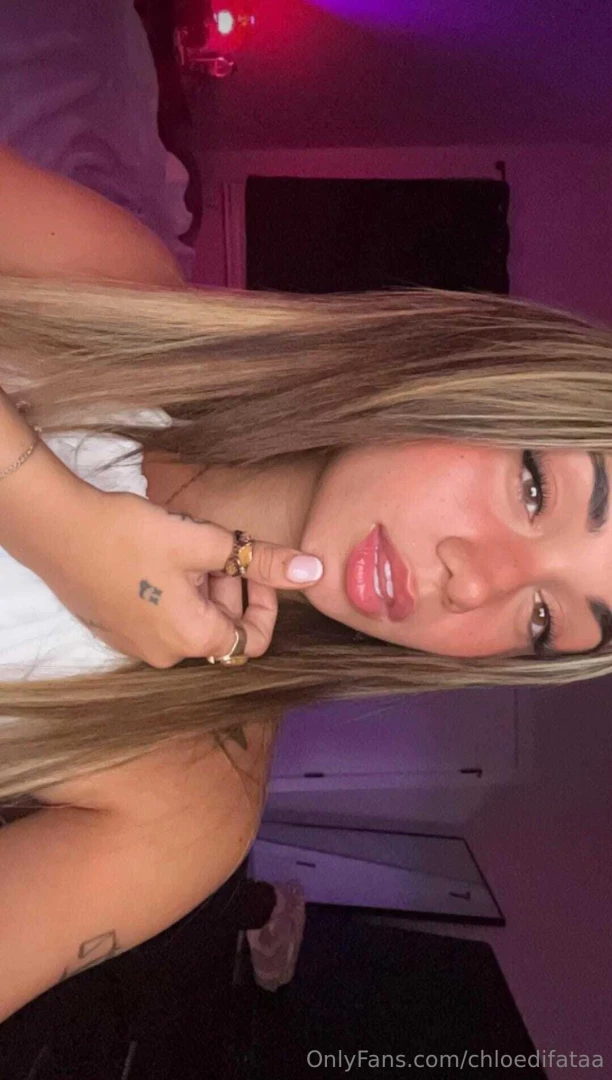 Wanna see what these lips could do 