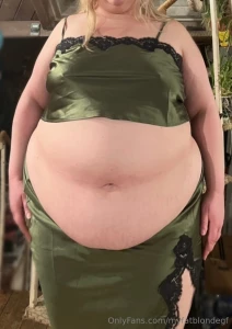 She s become incredibly proud of her new gains and all of your part 1