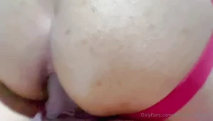 Delicioso ver c mo entra lentamente mi vergota es su culo