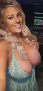 Irishswedishfish https onlyfans com irishswedishfish