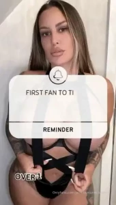 First fan to tip 35 gets a sex tape bundle worth 399 part 1