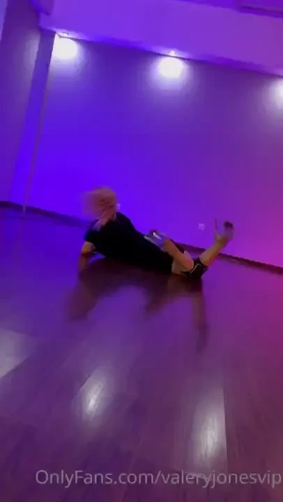 How do u like my new dance 